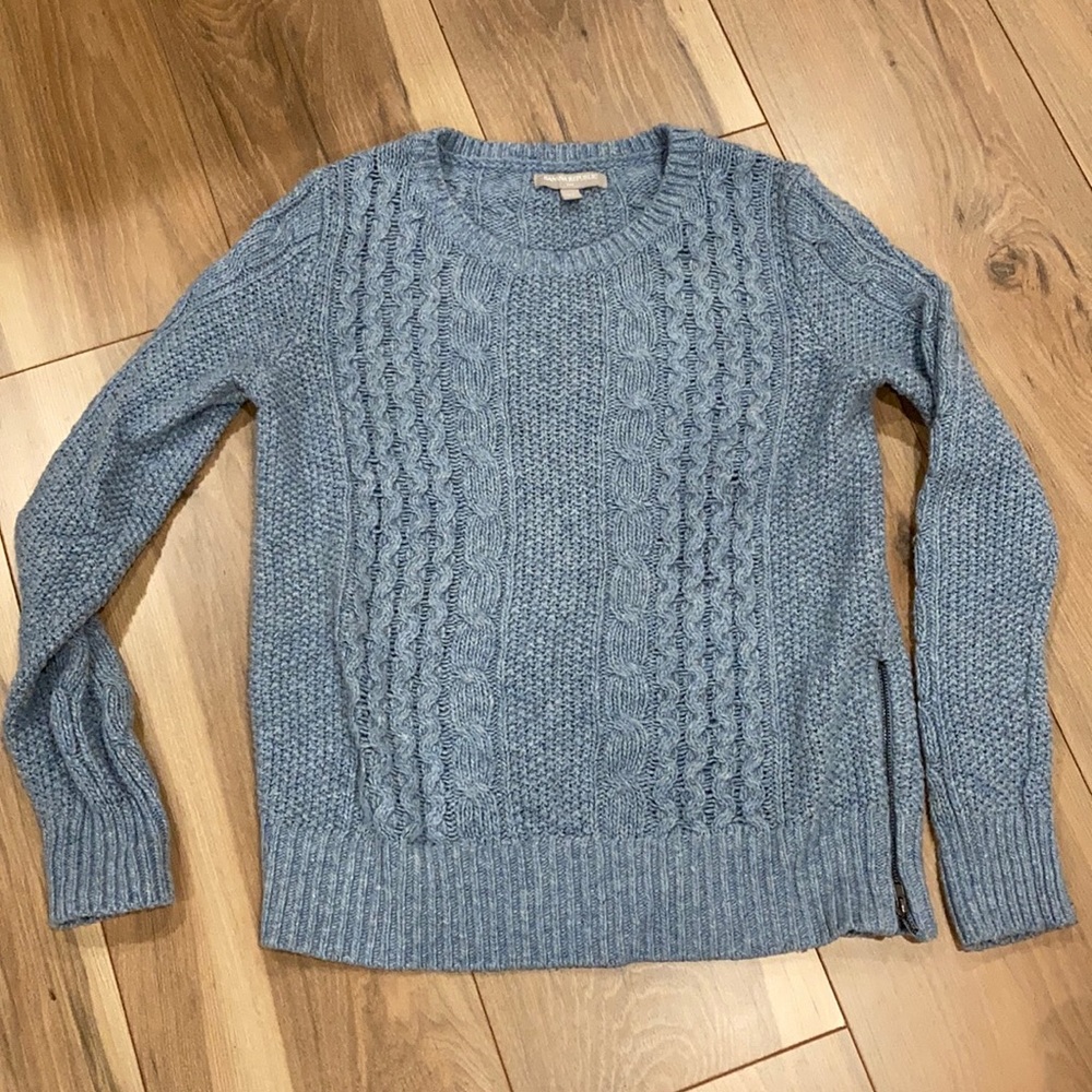 Banana republic cable knit sweater